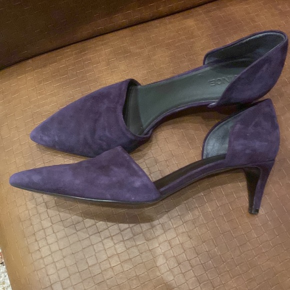 Vince size 8.5 kitten heel - Picture 2 of 4